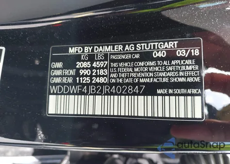 2018 Mercedes-Benz C 300 z USA, uszkodzony, nr VIN WDDWF4JB2JR402847